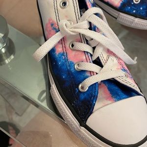 Junior converse all-star shoes